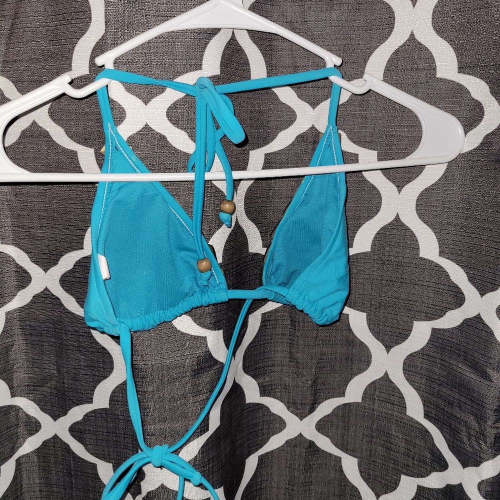 Bikini Set - Picture 2 of 4